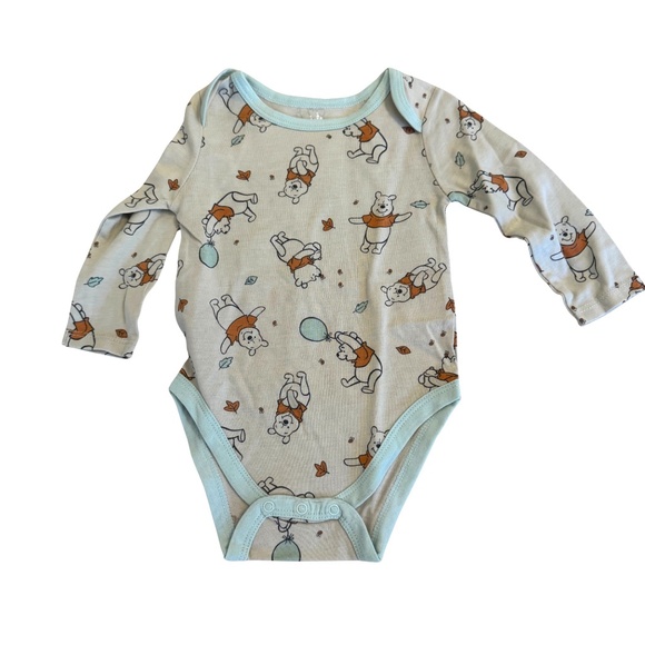 NWOT Disney Winnie the Pooh Onesie 9 Months - Picture 1 of 4